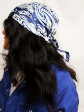 Load image into Gallery viewer, MANOUKIAN satin scarf