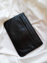 Load image into Gallery viewer, Black clutch bag