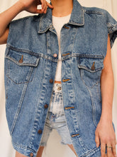 Load image into Gallery viewer, Sleeveless denim jacket
