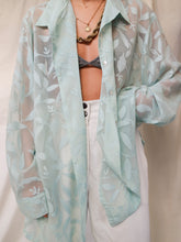 Load image into Gallery viewer, “Flowa” light shirt