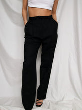 Load image into Gallery viewer, Black pleated pants