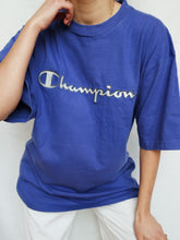 Load image into Gallery viewer, CHAMPION shirt