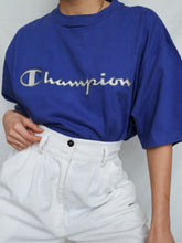 Load image into Gallery viewer, CHAMPION shirt