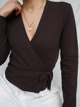 Load image into Gallery viewer, Brown cashmere wrap jumper
