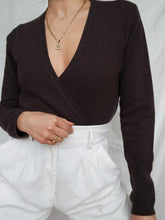 Load image into Gallery viewer, Brown cashmere wrap jumper
