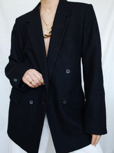 Load image into Gallery viewer, Dark blue blazer