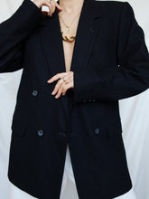 Load image into Gallery viewer, Dark blue blazer