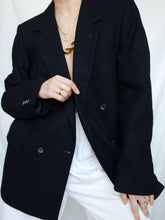 Load image into Gallery viewer, Dark blue blazer