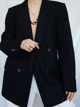 Load image into Gallery viewer, Dark blue blazer