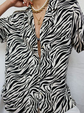 Load image into Gallery viewer, Zebra shirt