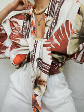 Load image into Gallery viewer, "Divina" shirt