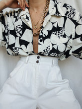 Load image into Gallery viewer, "Dame de coeur" shirt