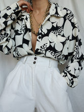 Load image into Gallery viewer, "Dame de coeur" shirt
