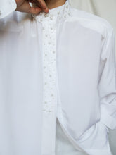 Load image into Gallery viewer, "Daisy" pearls blouse
