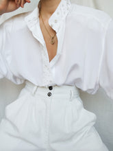Load image into Gallery viewer, "Daisy" pearls blouse