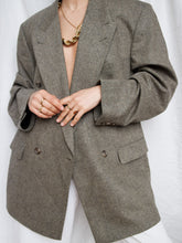 Load image into Gallery viewer, "Eve" wool blazer