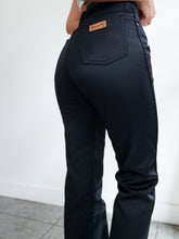 Load image into Gallery viewer, WRANGLER black pants
