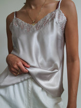 Load image into Gallery viewer, ELEGANCE satin top