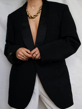 Load image into Gallery viewer, Black smocking blazer