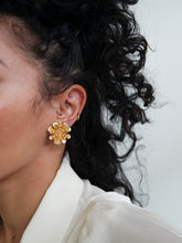 Load image into Gallery viewer, "Peony" clip on earrings