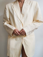 Load image into Gallery viewer, "Selena" creme blazer
