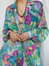 Load image into Gallery viewer, "Bora" shirt