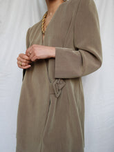 Load image into Gallery viewer, "Montmartre" wrapped vest