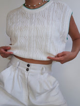 Load image into Gallery viewer, « Gisele » sleeveless jumper