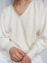 Load image into Gallery viewer, "Ivory" knitted jumper