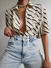 Load image into Gallery viewer, "San" silk shirt