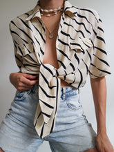 Load image into Gallery viewer, "San" silk shirt