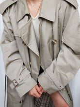 Load image into Gallery viewer, "Berliner" Trench coat