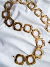 Load image into Gallery viewer, "Groovy" chain belt