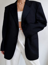 Load image into Gallery viewer, Black blazer