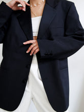 Load image into Gallery viewer, Black blazer