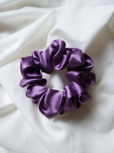 Load image into Gallery viewer, "Violeta" silk baby scrunchie