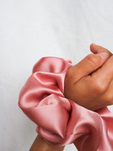 Load image into Gallery viewer, "Babe" silk Scrunchie - lallasshop