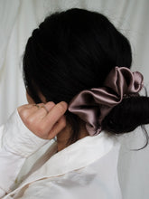 Load image into Gallery viewer, "Bois de rose" silk scrunchie - lallasshop