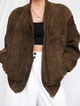 Load image into Gallery viewer, CHEVIGNON leather jacket (L men)