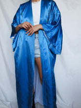 Load image into Gallery viewer, "Singapore" silk kimono - lallasshop