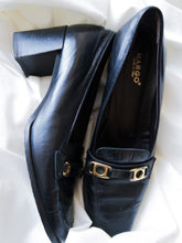 Load image into Gallery viewer, "Margo" leather loafers