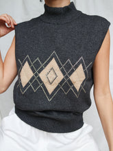 Load image into Gallery viewer, ESCADA sleeveless top