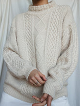 Load image into Gallery viewer, "Creme" knitted jumper