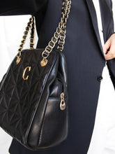 Load image into Gallery viewer, Black quilted bag