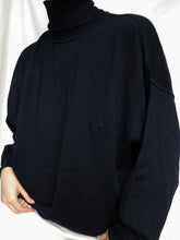 Load image into Gallery viewer, "Pola" dark blue turtleneck jumper