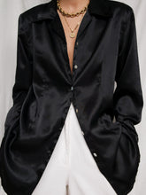 Load image into Gallery viewer, « Emma » satin shirt