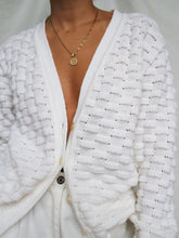 Load image into Gallery viewer, "Snow" knitted cardigan (M)