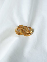 Load image into Gallery viewer, "Infinity" brooch - lallasshop