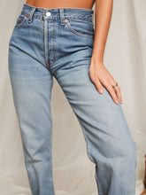 Load image into Gallery viewer, LEVI'S denim pants (36)