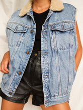 Load image into Gallery viewer, LEE COOPER sherpa denim vest (XL) - lallasshop